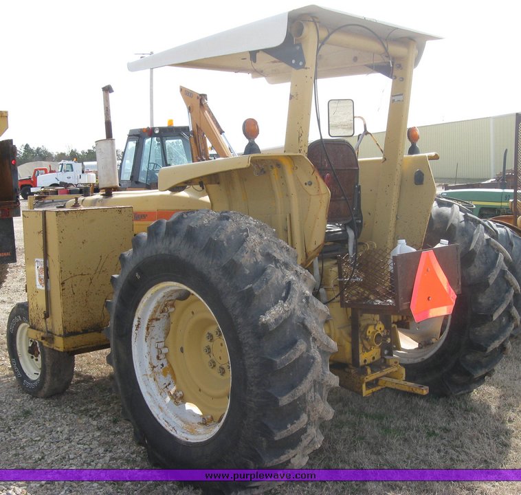 image for item 9012 Tiger Special 5600 tractor