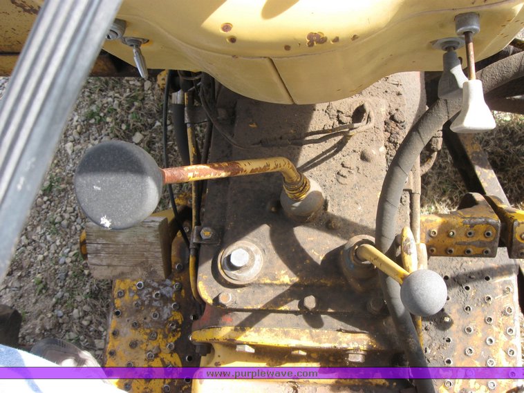 image for item 9012 Tiger Special 5600 tractor