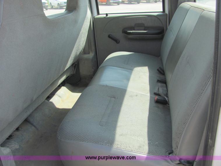 image for item 9039 2005 Ford F350 Super Duty pickup
