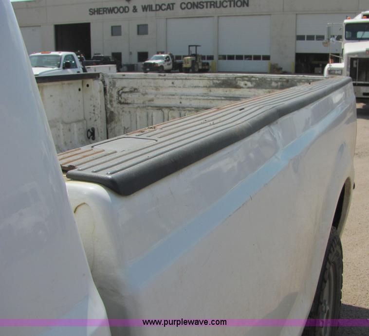 image for item 9039 2005 Ford F350 Super Duty pickup