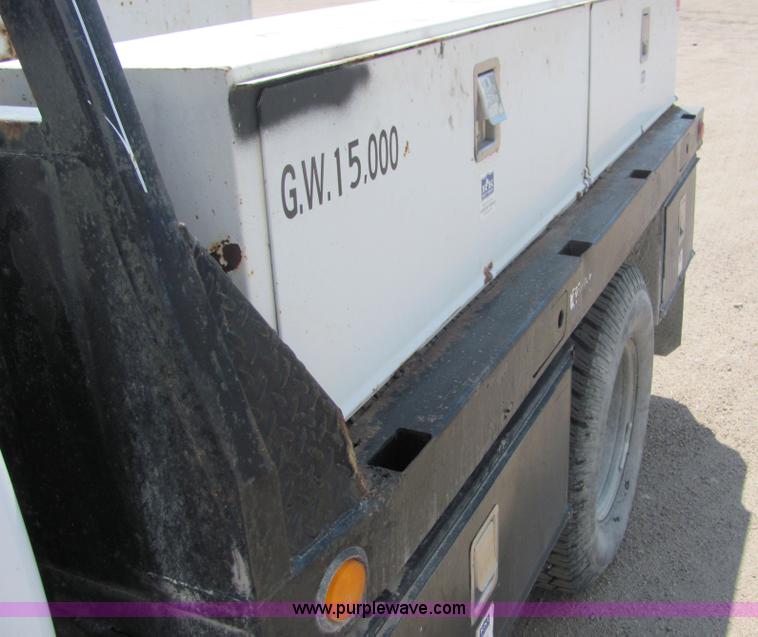 image for item 9041 2003 Chevrolet C3500 Silverado pickup