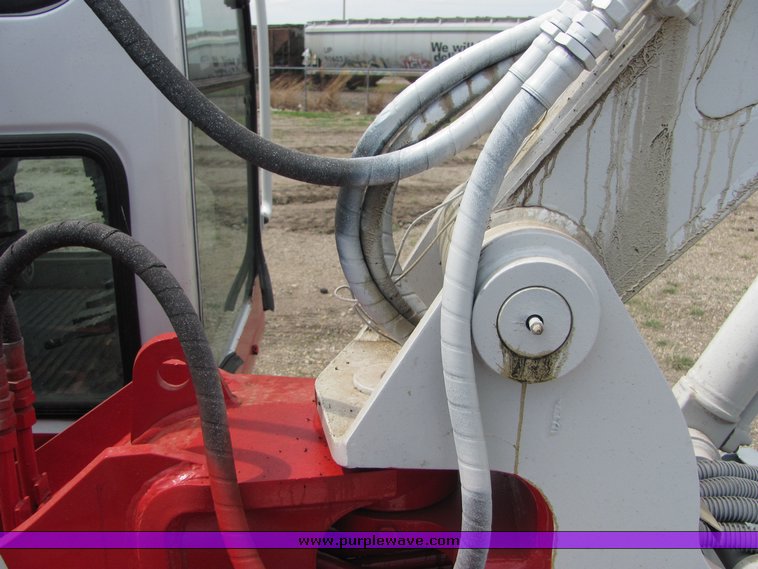 image for item 9042 2000 Takeuchi TB070 excavator