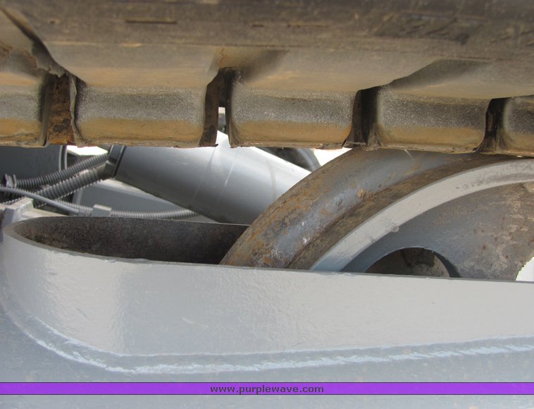 image for item 9042 2000 Takeuchi TB070 excavator