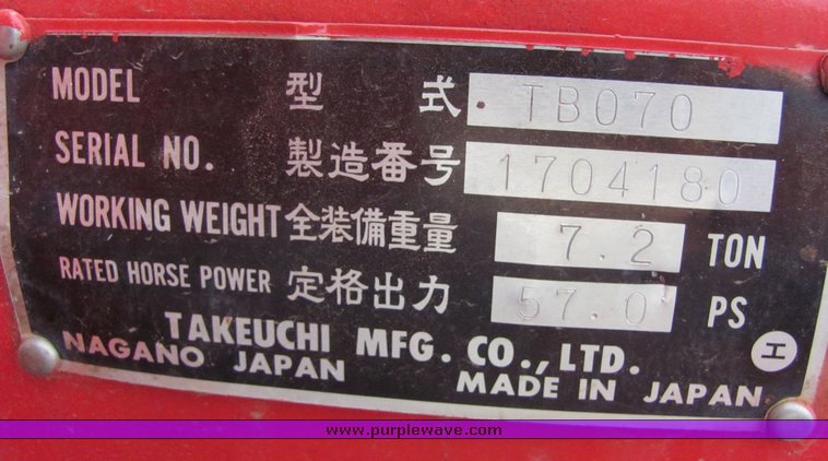 image for item 9042 2000 Takeuchi TB070 excavator