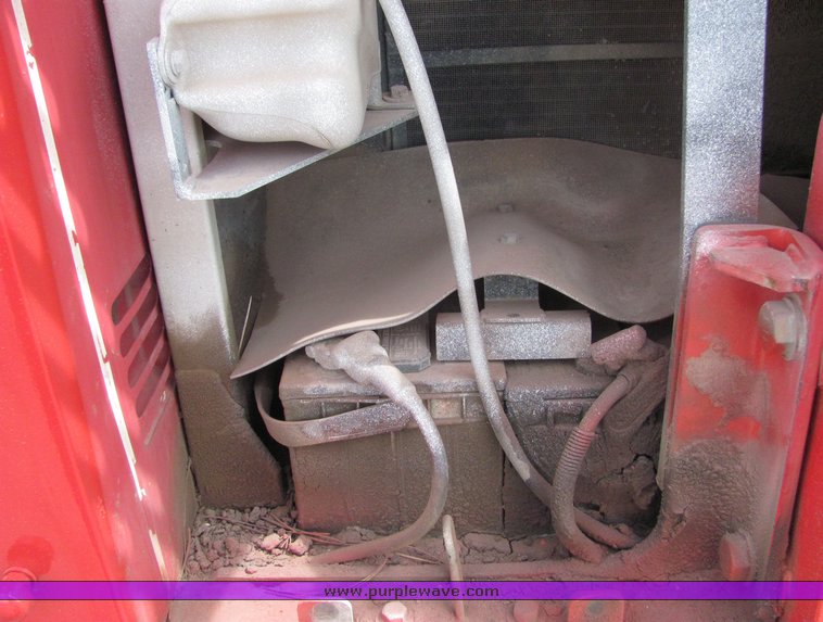 image for item 9042 2000 Takeuchi TB070 excavator