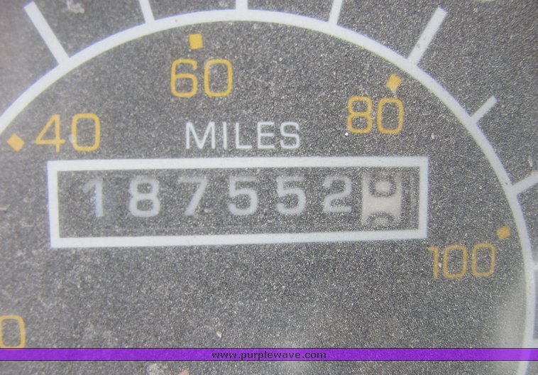 image for item 9043 1994 Kenworth Construct W900 mixer truck