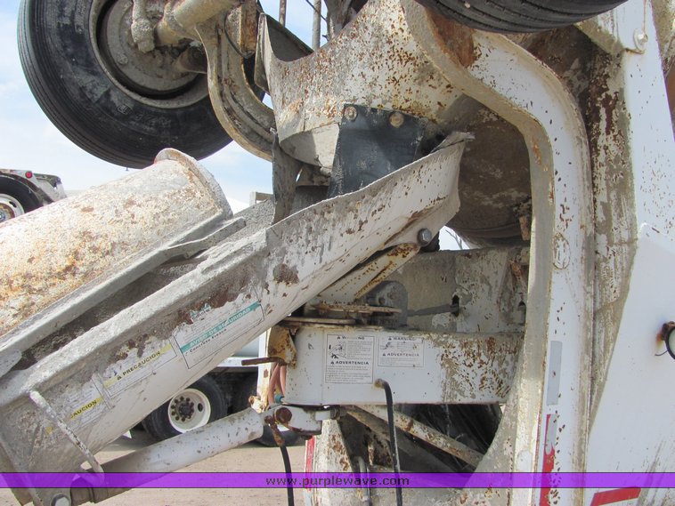 image for item 9043 1994 Kenworth Construct W900 mixer truck