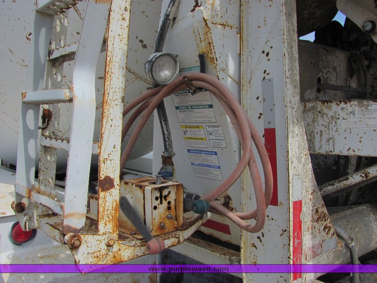 image for item 9043 1994 Kenworth Construct W900 mixer truck