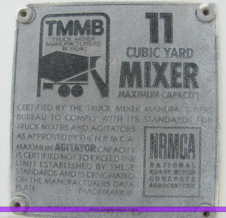 image for item 9043 1994 Kenworth Construct W900 mixer truck