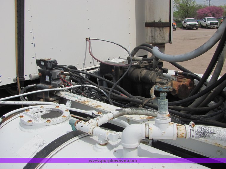 image for item 9043 1994 Kenworth Construct W900 mixer truck