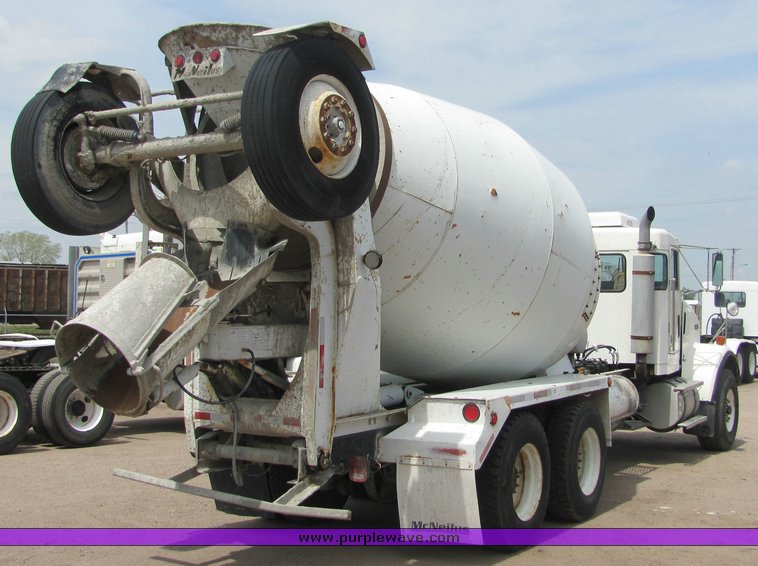 image for item 9044 1994 Kenworth Construct W900 mixer truck