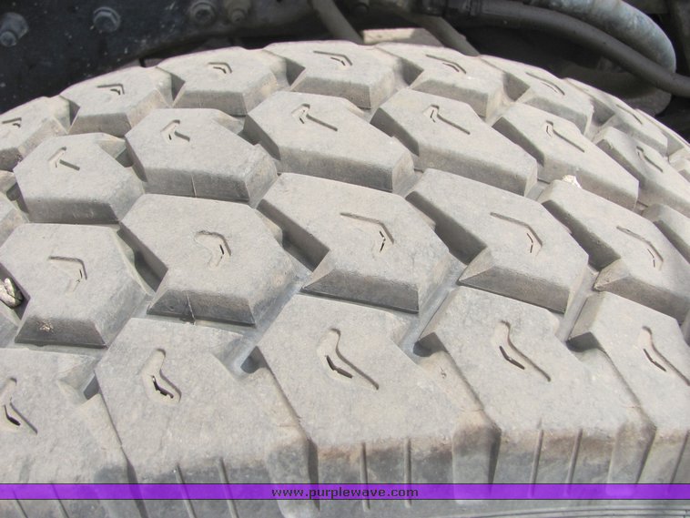 image for item 9044 1994 Kenworth Construct W900 mixer truck