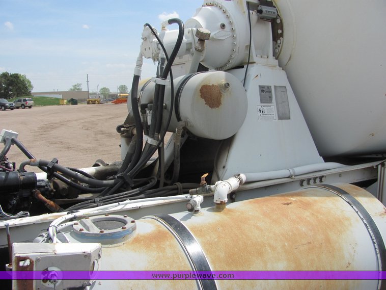 image for item 9044 1994 Kenworth Construct W900 mixer truck