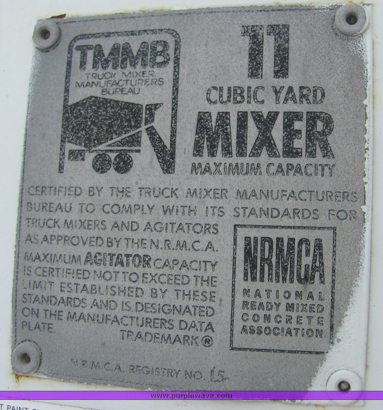 image for item 9044 1994 Kenworth Construct W900 mixer truck