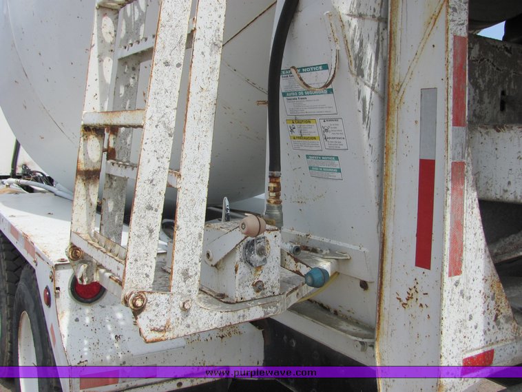 image for item 9044 1994 Kenworth Construct W900 mixer truck