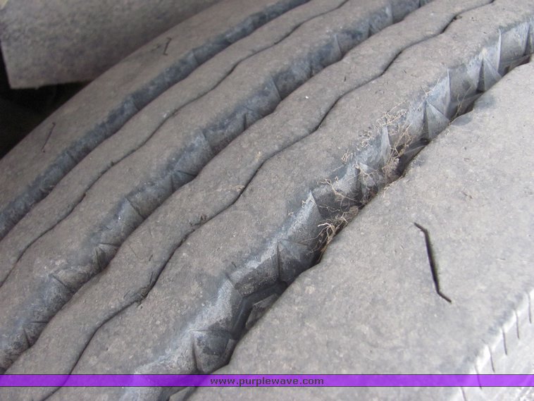 image for item 9046 1996 Kenworth Construct W900B semi truck