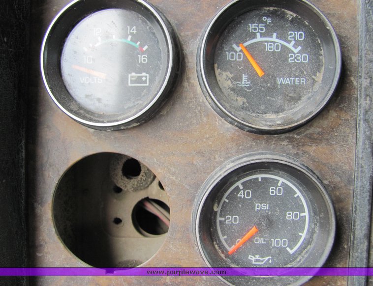 image for item 9047 1996 Kenworth Construct W900B semi truck