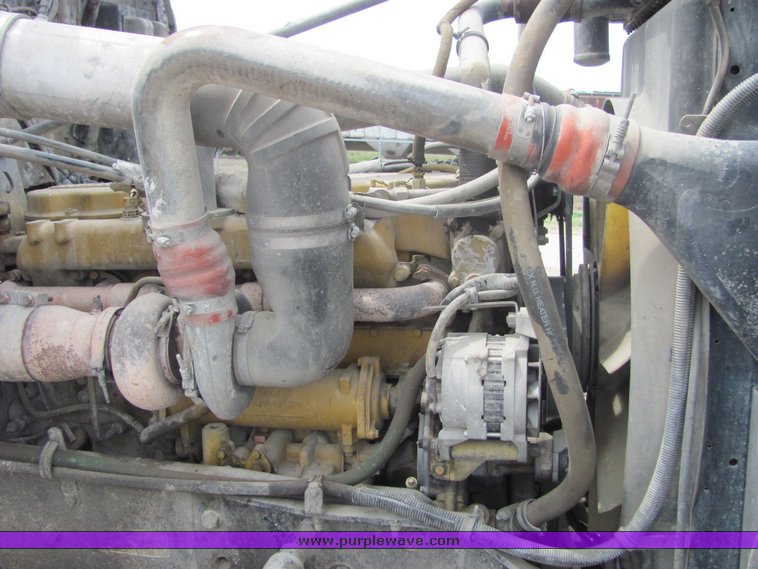 image for item 9047 1996 Kenworth Construct W900B semi truck