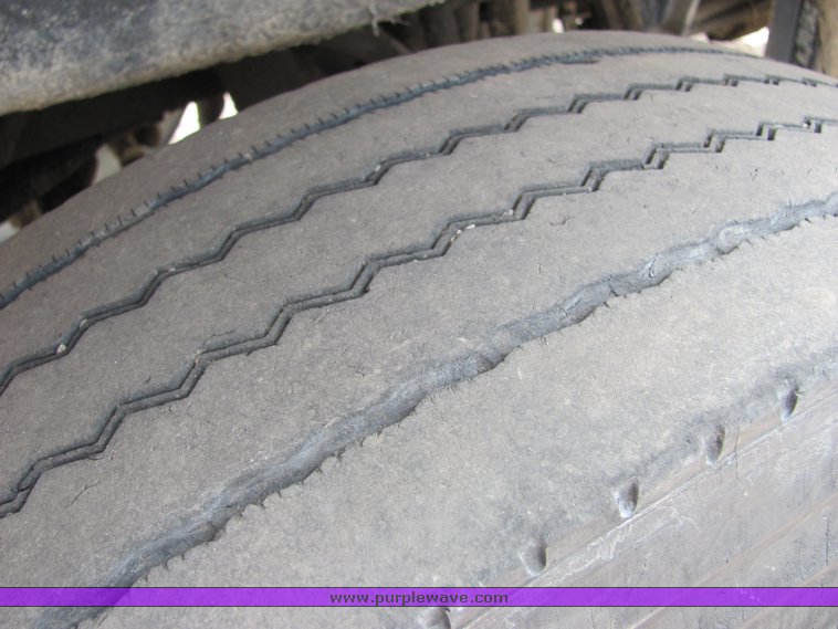 image for item 9047 1996 Kenworth Construct W900B semi truck