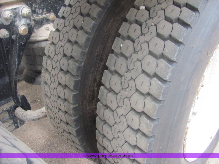 image for item 9047 1996 Kenworth Construct W900B semi truck