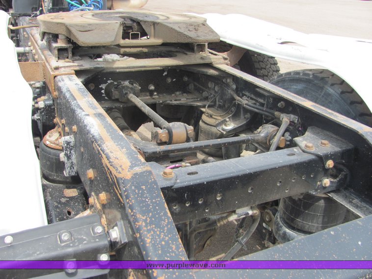 image for item 9047 1996 Kenworth Construct W900B semi truck