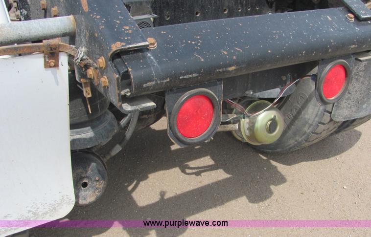 image for item 9048 1996 Kenworth Construct W900 semi truck