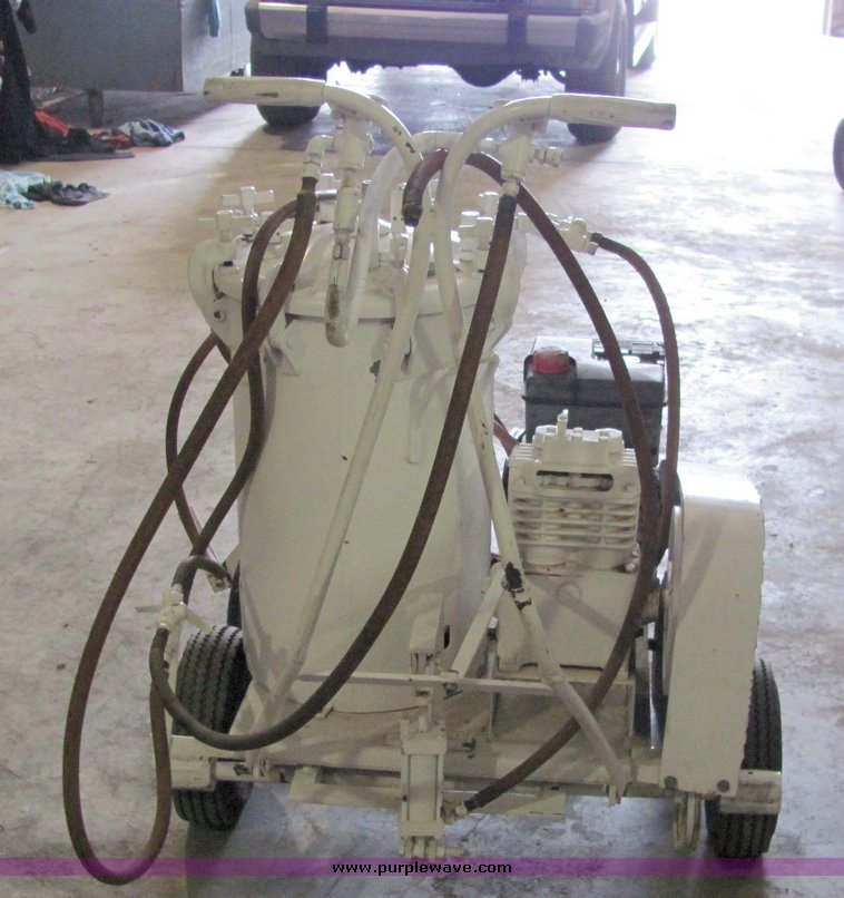 image for item 9335 Brinks Speedy Striper paint striper