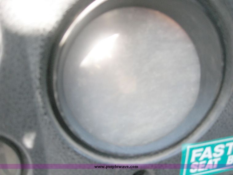 image for item 9579 1975 GMC 6500 boom truck