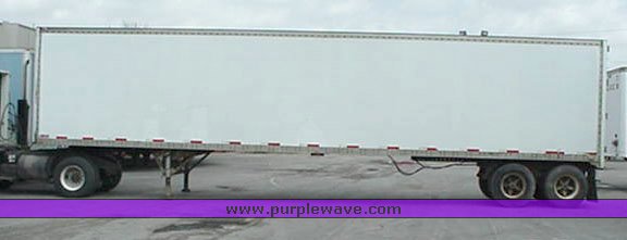 image for item 1001 1982 Monon dry van semi trailer