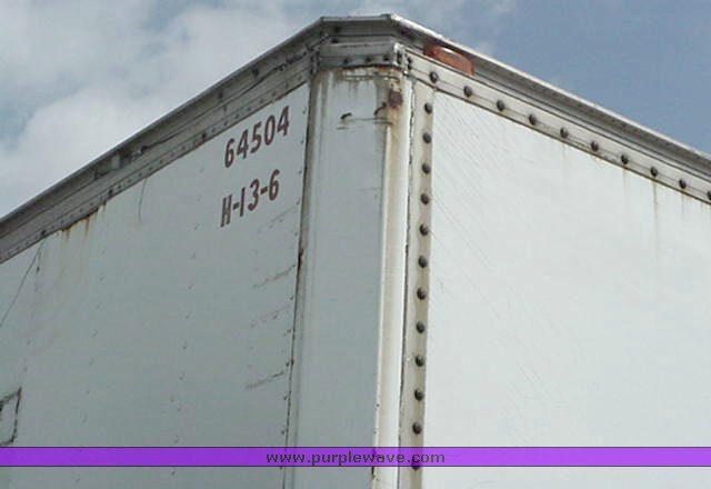 image for item 1002 1983 Dunham dry van semi trailer