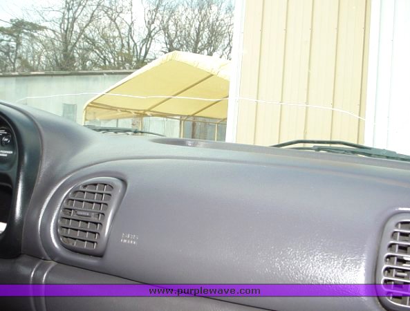 image for item 1100 2001 Dodge Ram 2500