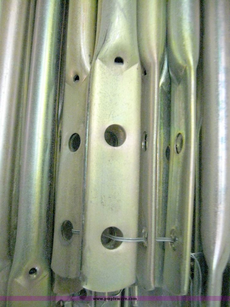 image for item 2094 (16) scaffolding cross braces