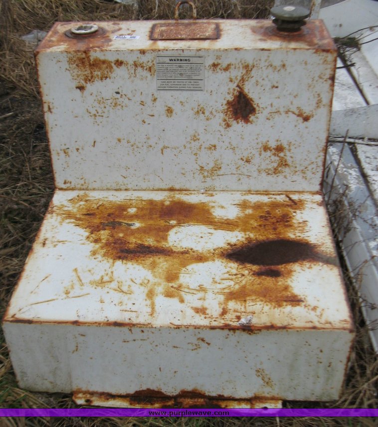 image for item 3011 52 gallon L shaped fuel tank