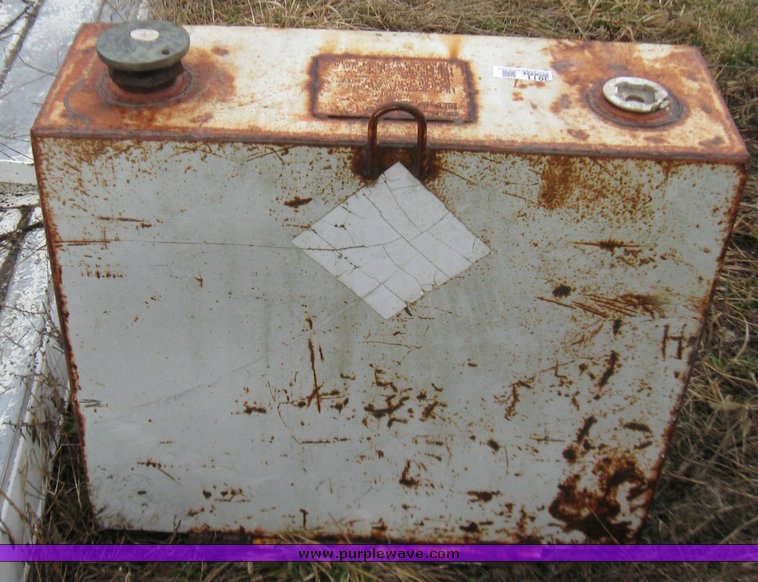 image for item 3011 52 gallon L shaped fuel tank