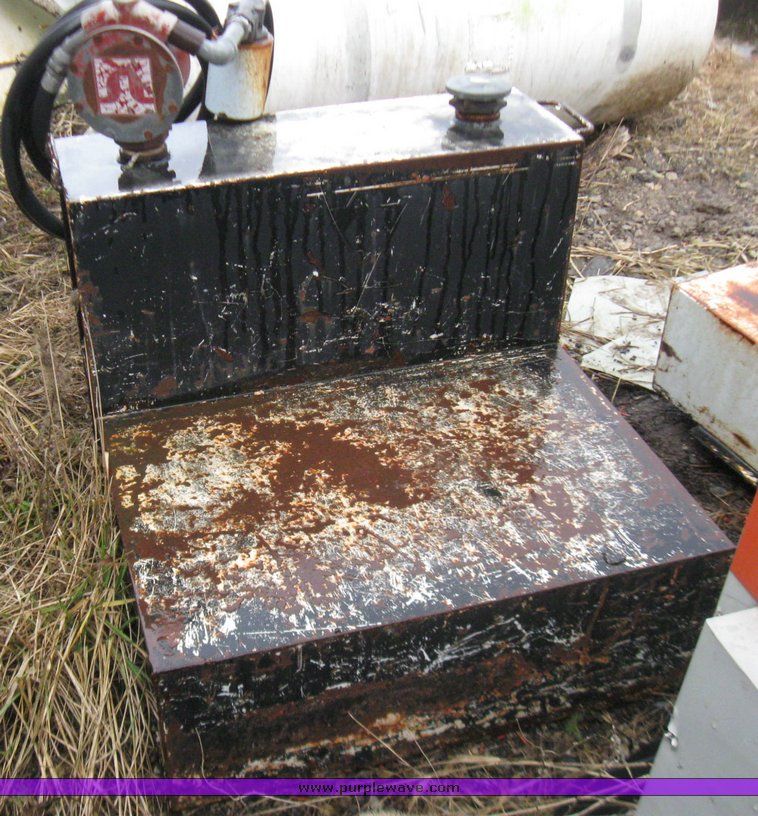 image for item 3017 52 gallon L shaped fuel tank with hand pump