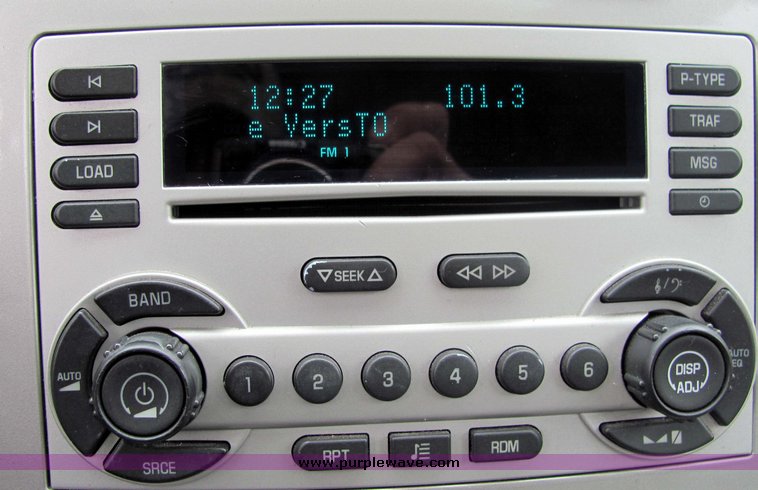 image for item 3062 2005 Chevrolet Equinox LT