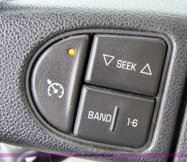 image for item 3062 2005 Chevrolet Equinox LT