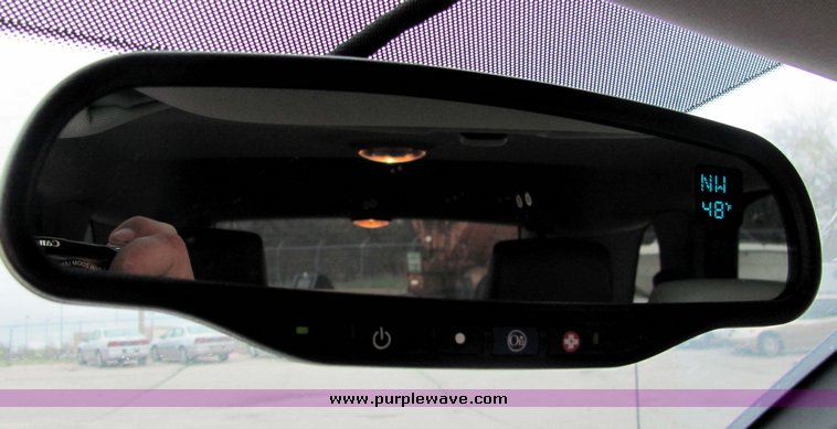 image for item 3062 2005 Chevrolet Equinox LT