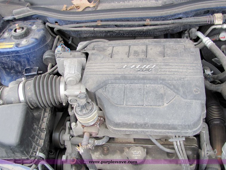 image for item 3062 2005 Chevrolet Equinox LT