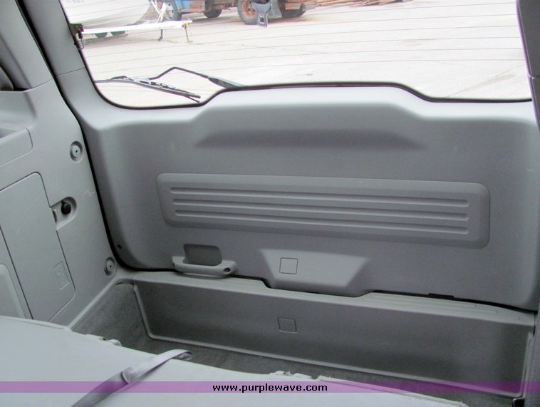 image for item 3063 2006 Ford Freestar SEL
