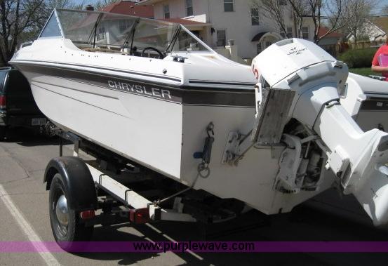 image for item 5000 1979 17'3" open bow boat