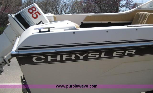 image for item 5000 1979 17'3" open bow boat