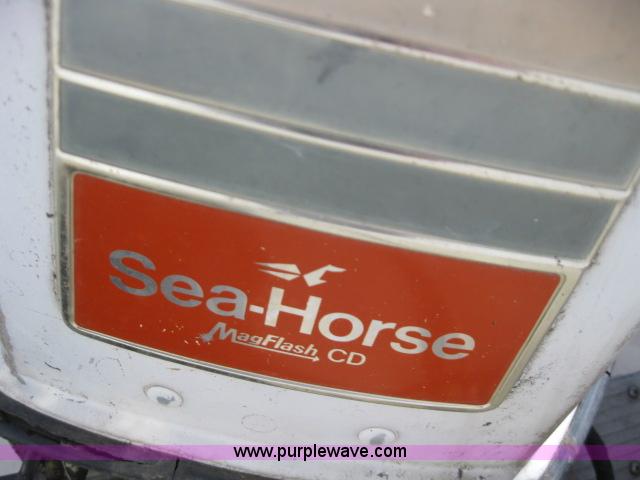 image for item 5000 1979 17'3" open bow boat