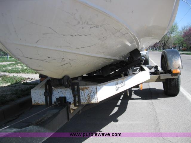 image for item 5000 1979 17'3" open bow boat