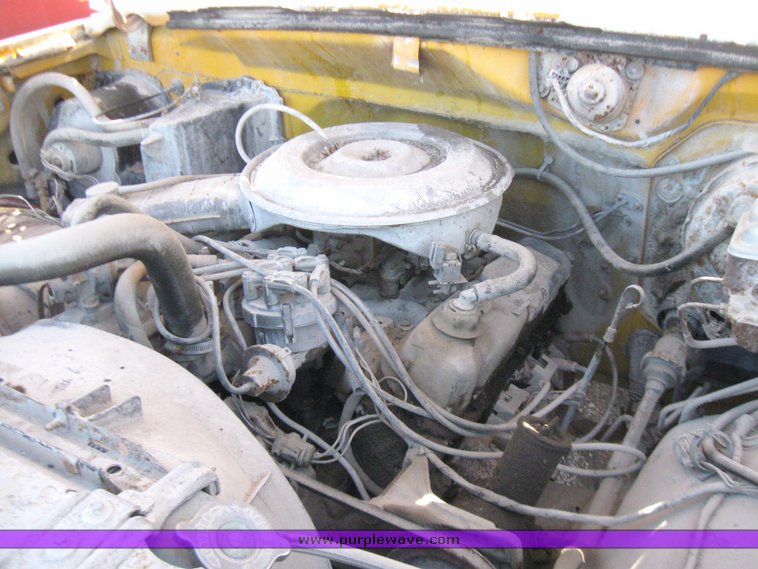 image for item 5315 1982 Ford F350 pickup