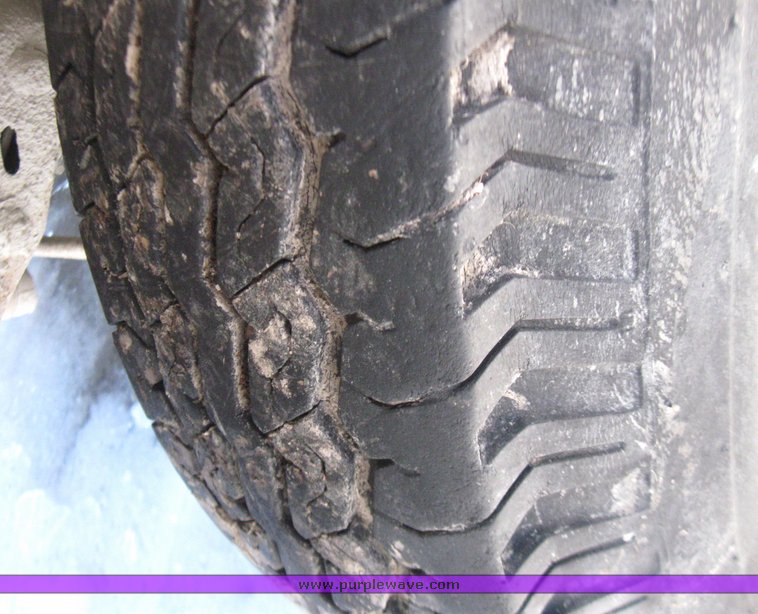 image for item 5315 1982 Ford F350 pickup