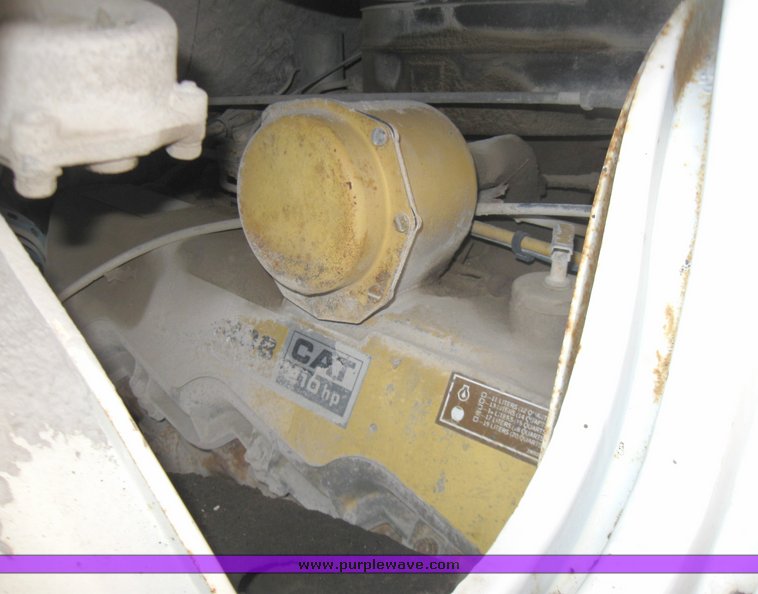 image for item 5476 1984 Ford C8000 water truck