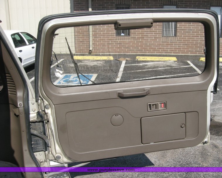 image for item 5588 1992 Mitsubishi Montero LS 3.0L V6 FI