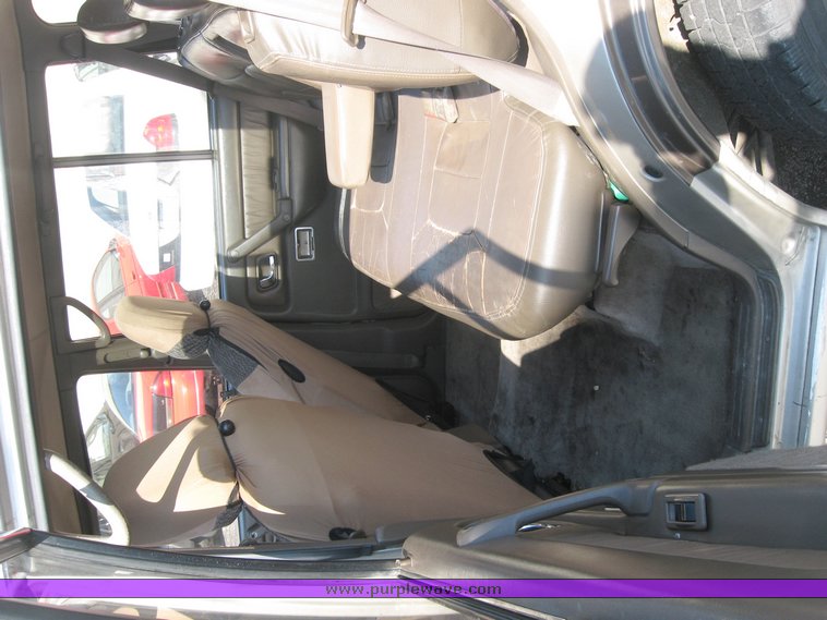 image for item 5588 1992 Mitsubishi Montero LS 3.0L V6 FI