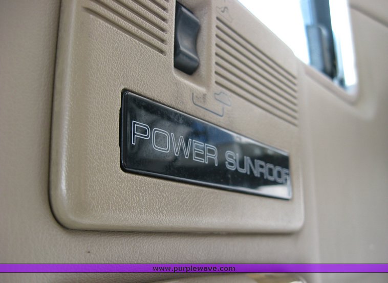 image for item 5588 1992 Mitsubishi Montero LS 3.0L V6 FI